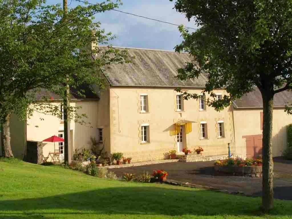 Mis Harand Bed & Breakfast Litteau Exterior photo
